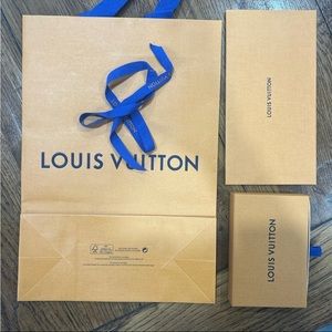 Louis Vuitton Bundle